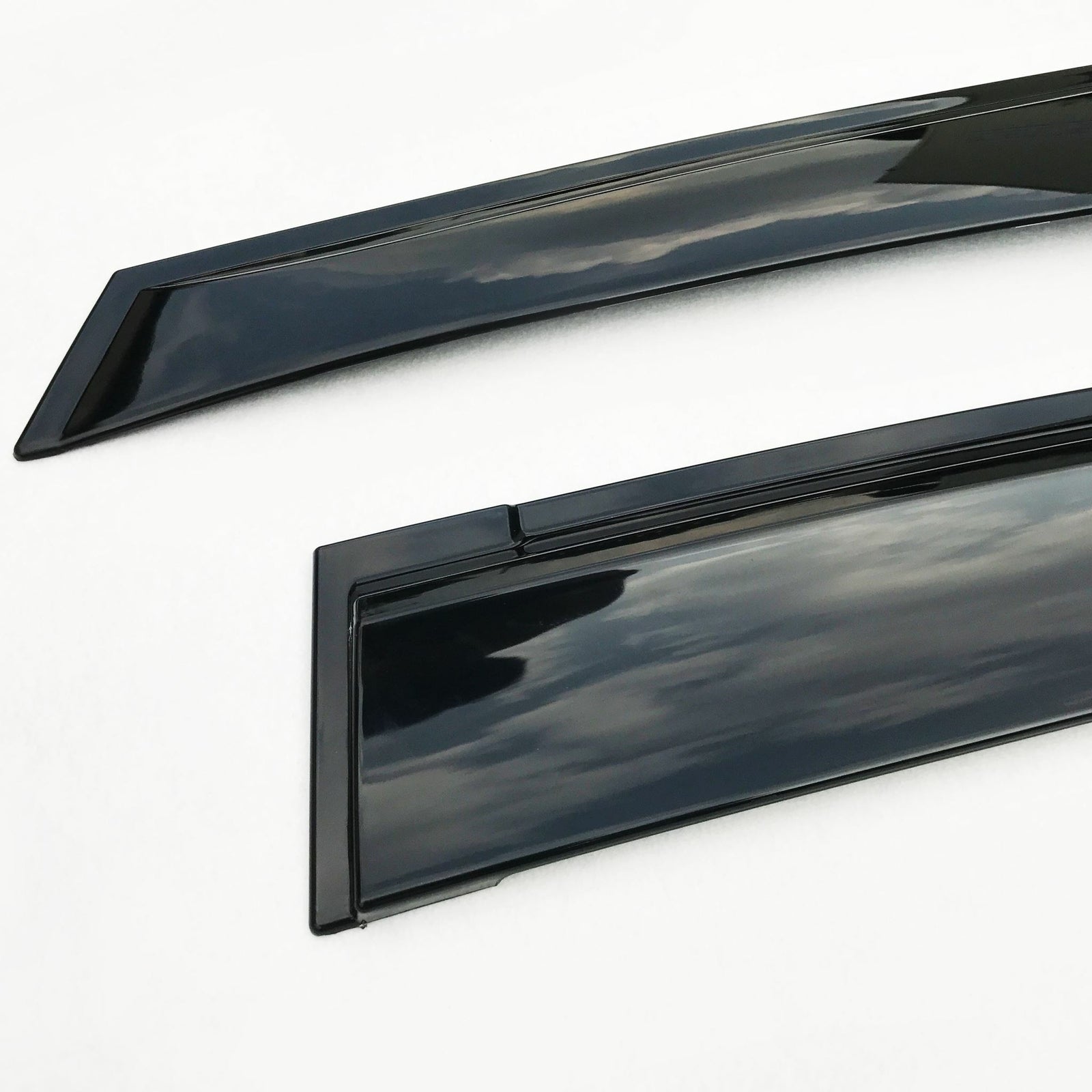 Weathershields Weather Shields Window Visors suitable for Prius V 2012-2021 4pcs