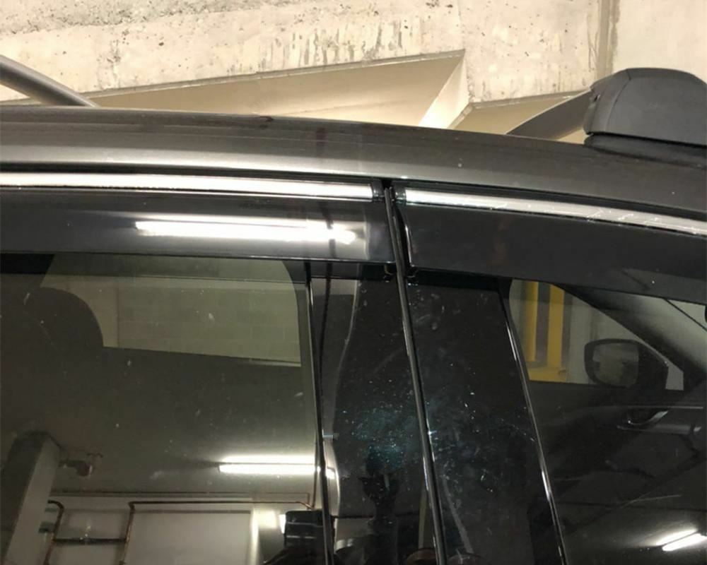 Weathershields  Window visors with chrome moulding suit for Mazda CX-9 2017-2022