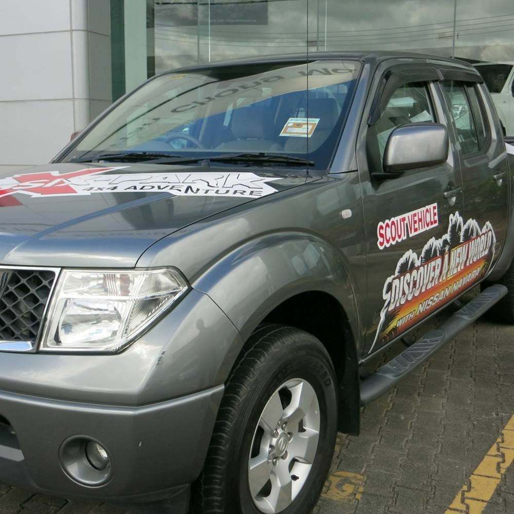 Injection Weather Shields Weathershield suits for Navara D40 2006-2015 tinted