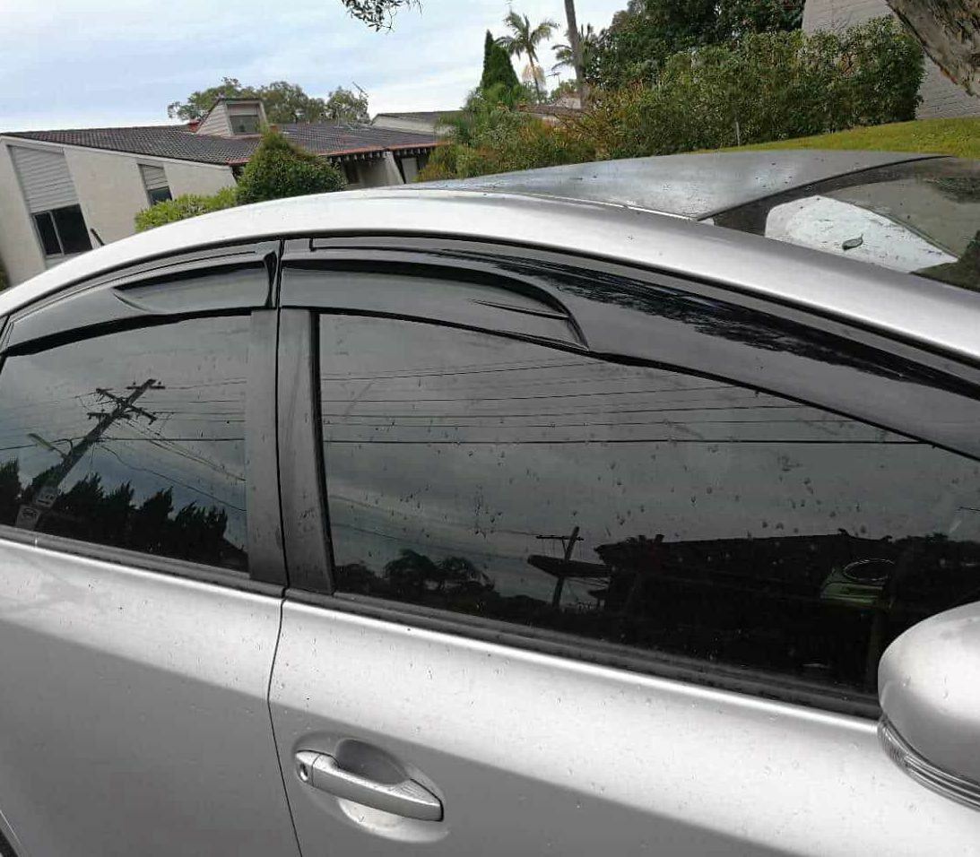 Weathershields Weather Shields Window Visors suitable for Prius V 2012-2021 4pcs
