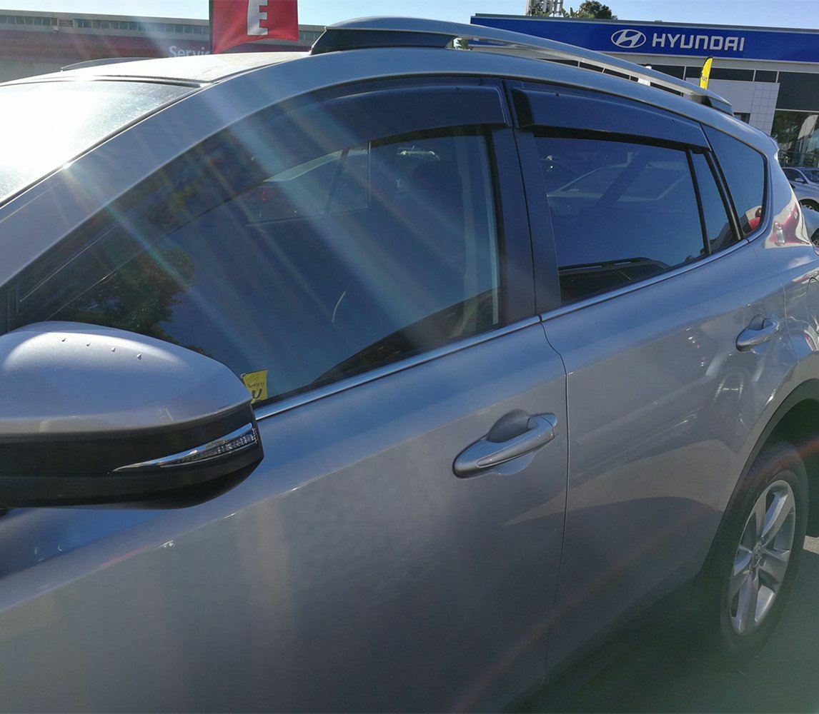 Injection Weather Shields Weathershields Window Visors suitable for Rav4 2013-18