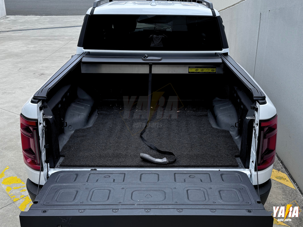 BYD Shark 6 Manual Roller Shutter | Lockable Aluminium Hard Lid (2024+)