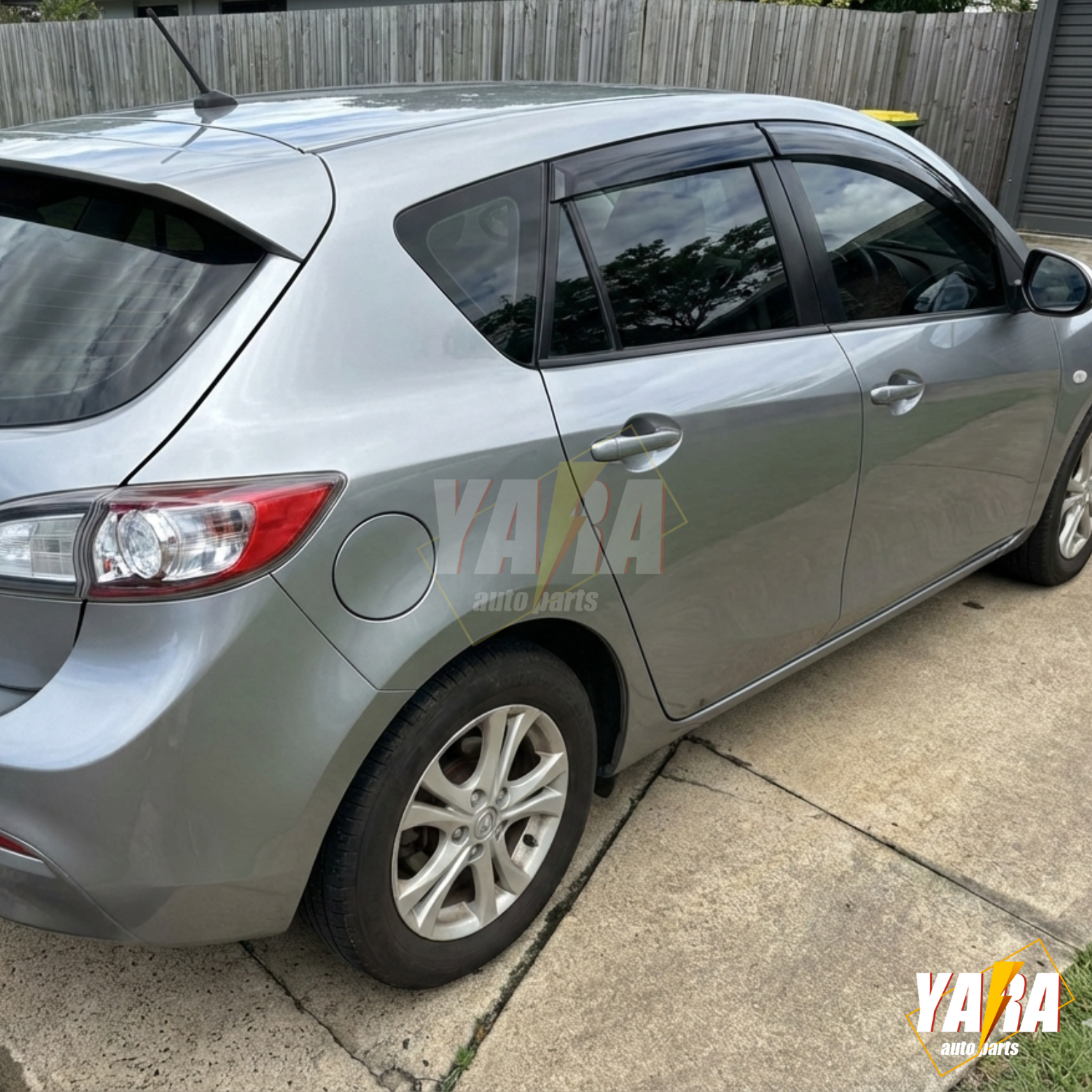 Weather Shields Weathershields Window Visor suitable for Mazda 3 2009-2013 HATCH