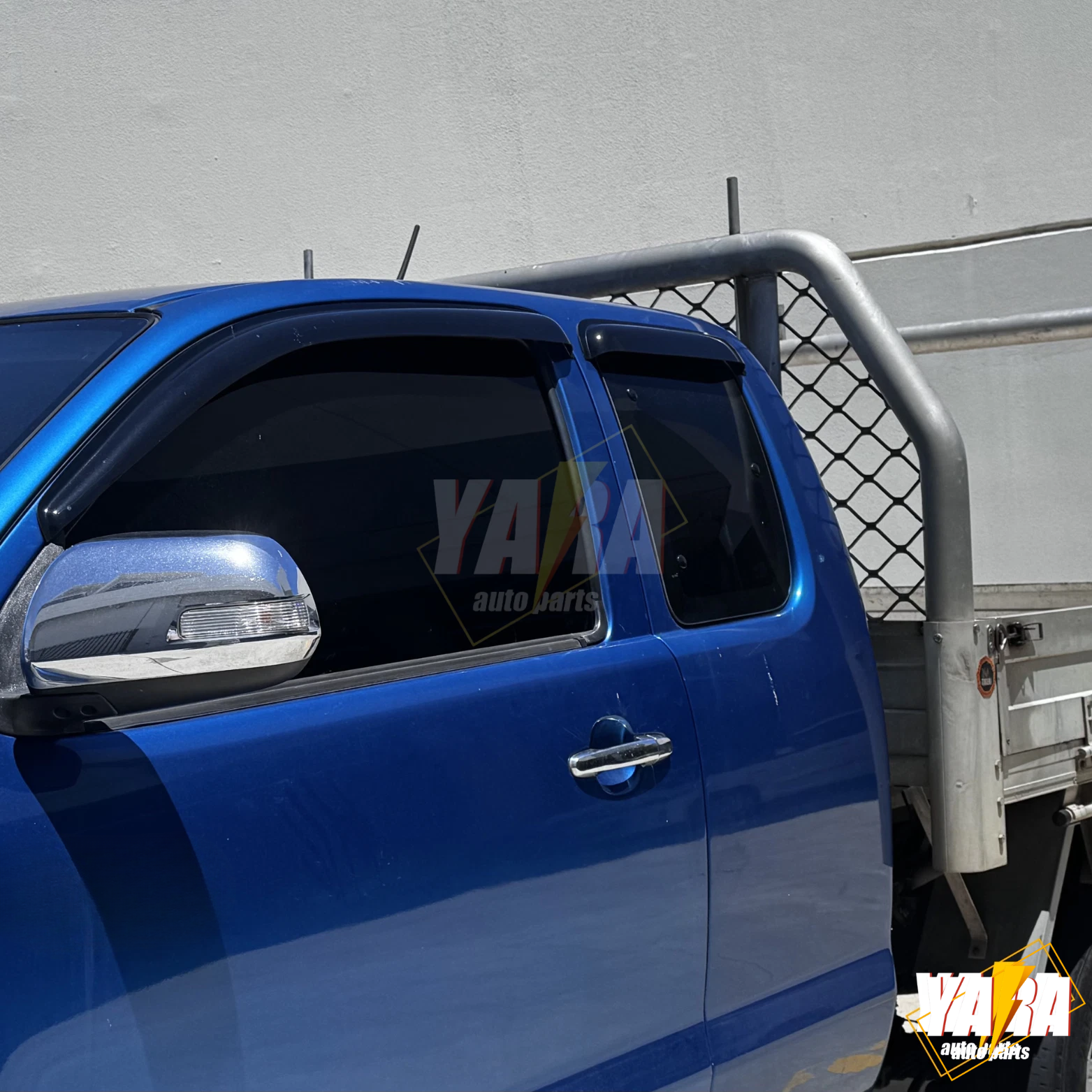 Weather shields weathershields Suitable for Hilux Extra Cab 2005-2015 4pcs tinte