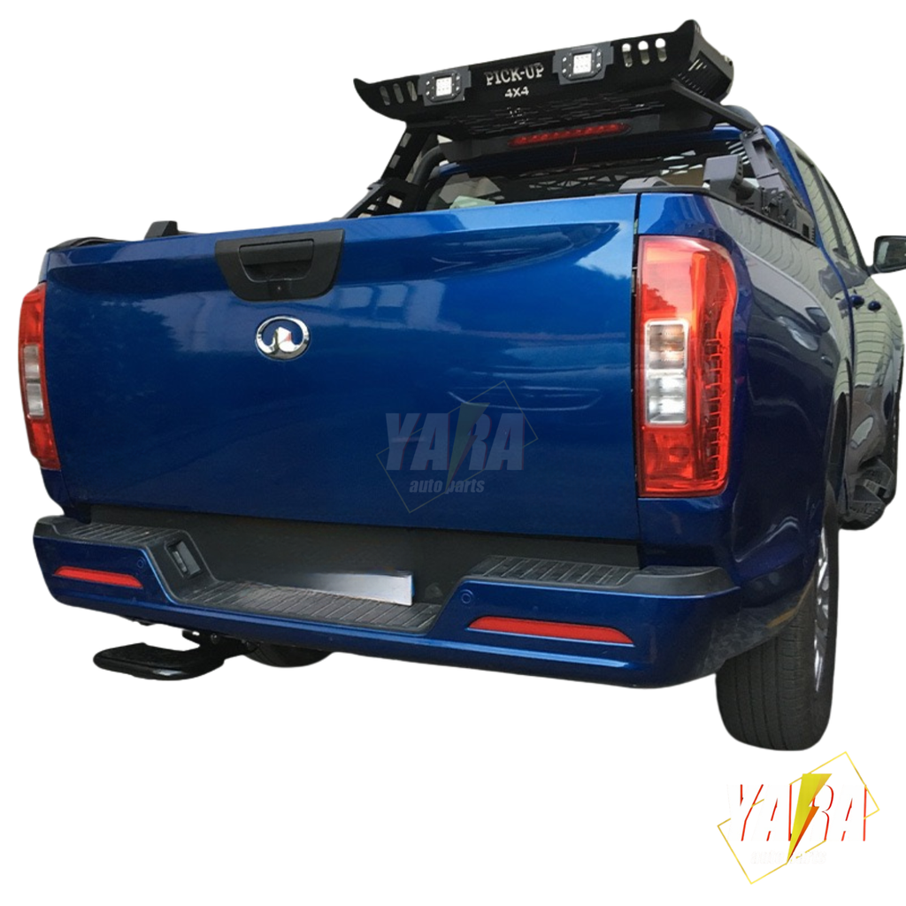 Heavy Duty Universal Retractable Tailgate Bed Step for Pickup Trucks & UTEs | 180kg Capacity