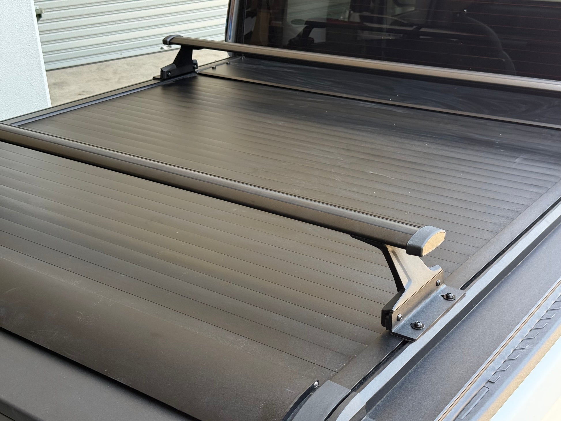 2x Heavy Duty Adjustable Tub Load Bars – Fits Track-Mounted Roller Shutters