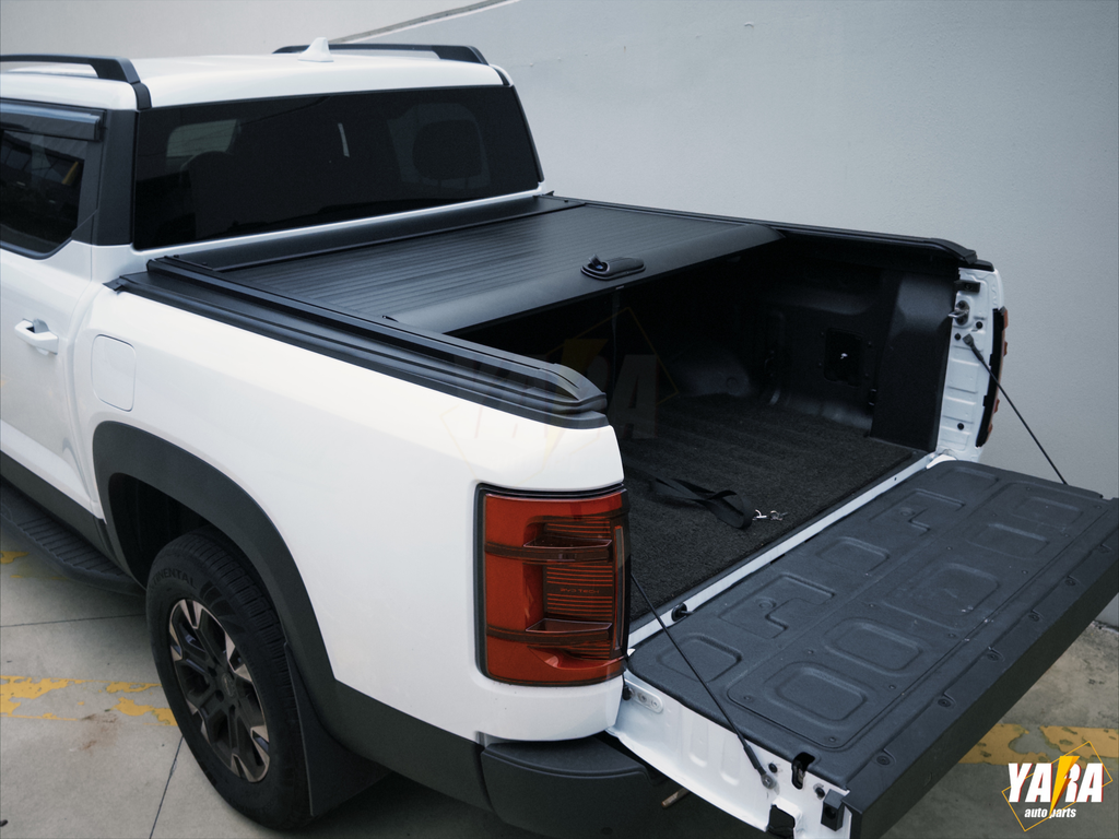 BYD Shark 6 Manual Roller Shutter | Lockable Aluminium Hard Lid (2024+)