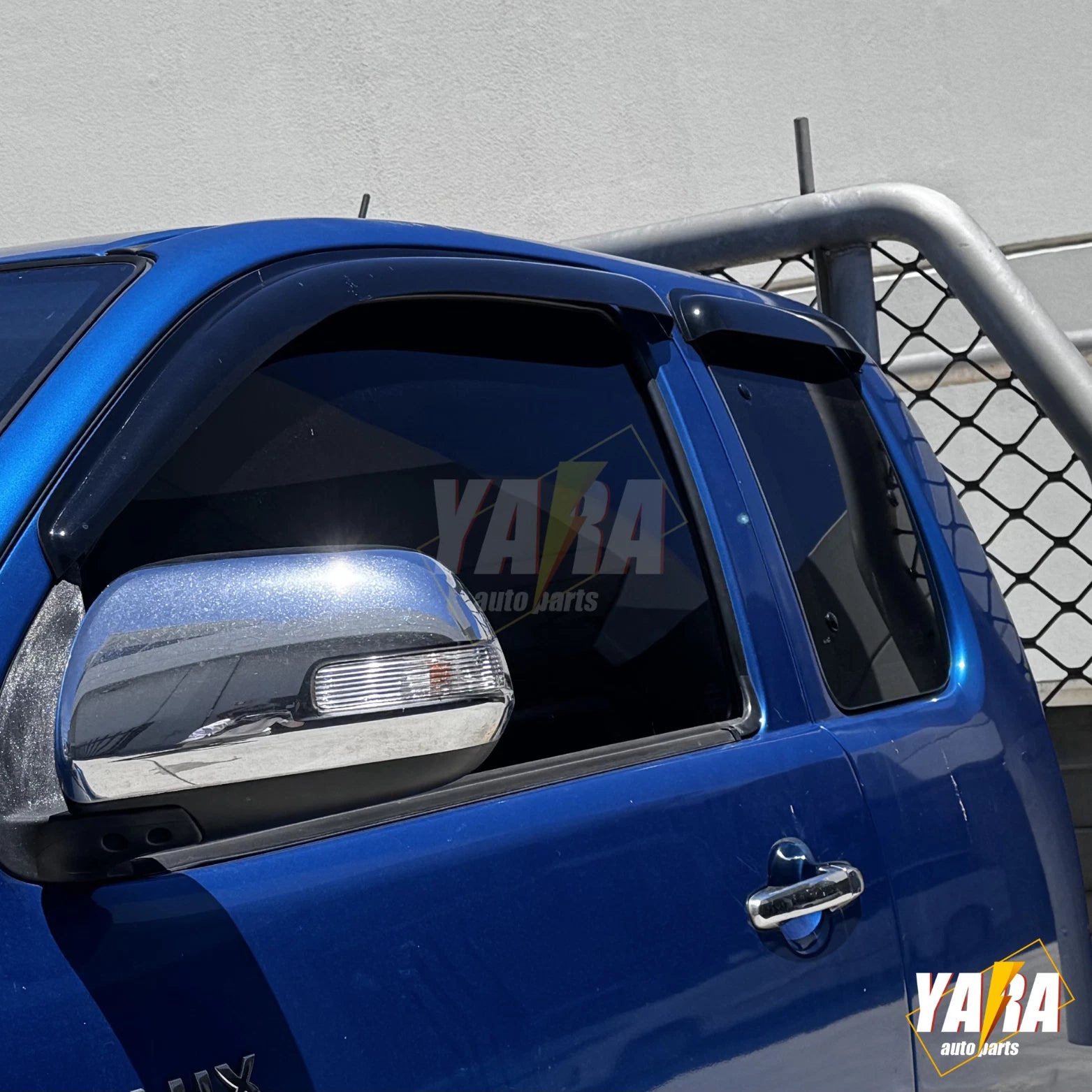 Weather shields weathershields Suitable for Hilux Extra Cab 2005-2015 4pcs tinte